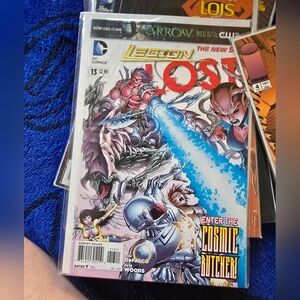 DC Comics Legion Lost #13 The New 52! Tom DeFalco Pete Woods